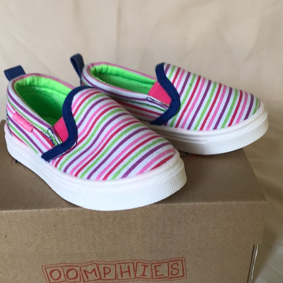 OOMPHIES Striped Slip-On shoes - Picture 4 of 6